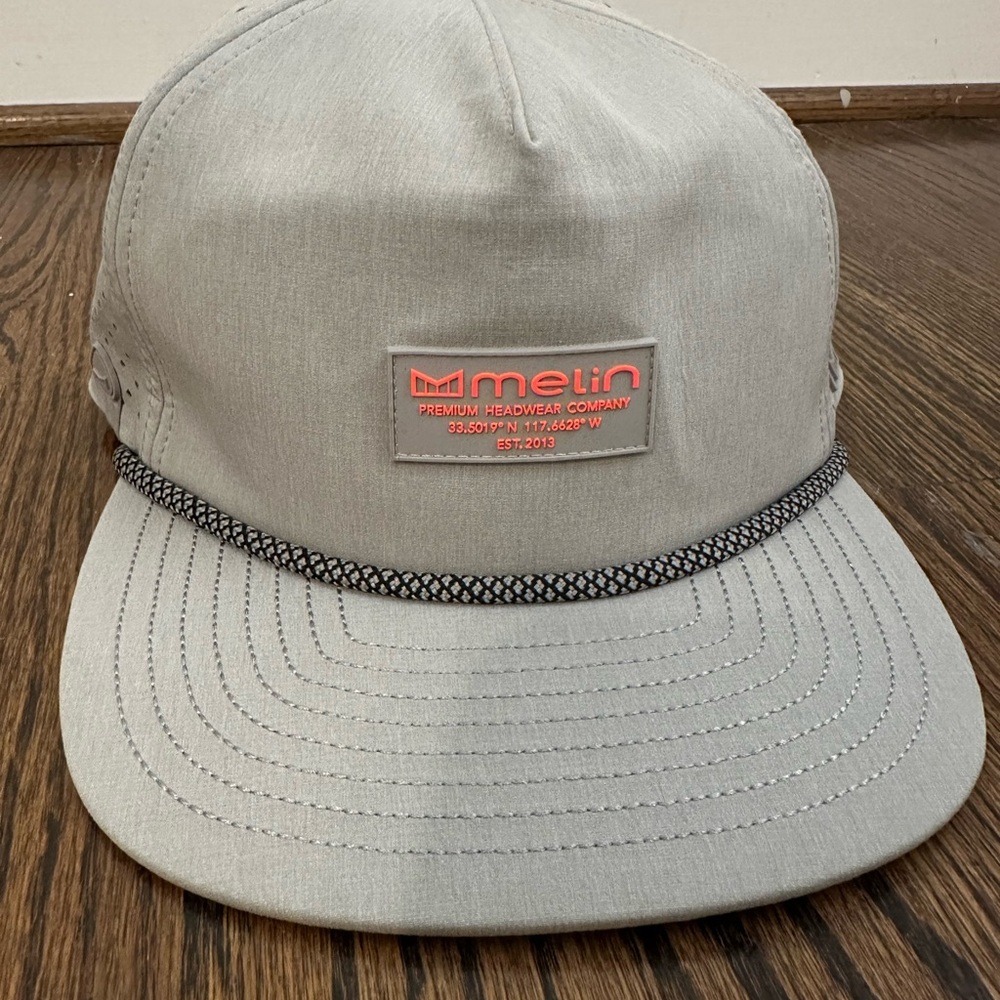 Melin Light Gray Men's Cap